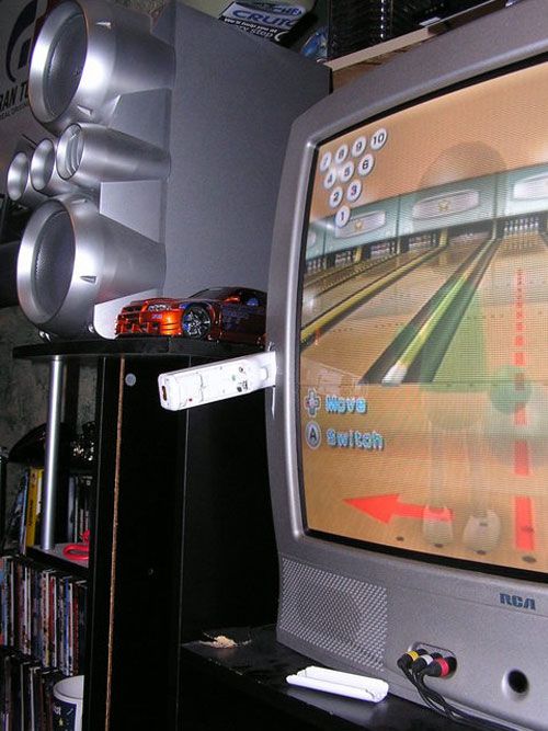 Elebits, juego de dominó en la Wii, cuidado con el mando…
