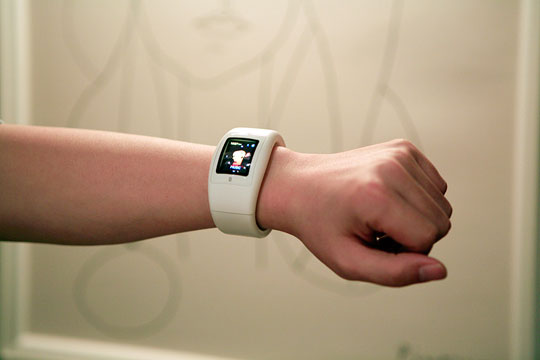 CES 2007 – Brazalete con BlueTooth para el iRiver S10