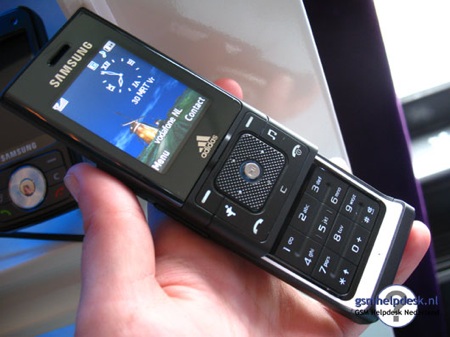 Samsung Adidas F110, telefonÃa deportiva Foto Samsung Adidas F110, telefonÃa deportiva