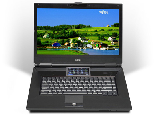 Fujitsu Lifebook N7010: dos pantallas mejor que una. Foto Fujitsu Lifebook N7010: dos pantallas mejor que una.