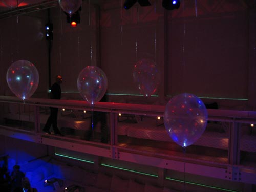 Globos de luz con helio, alimentados con LED