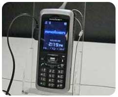 Radiden, móvil DoCoMo y Sony Ericsson con TV y FM